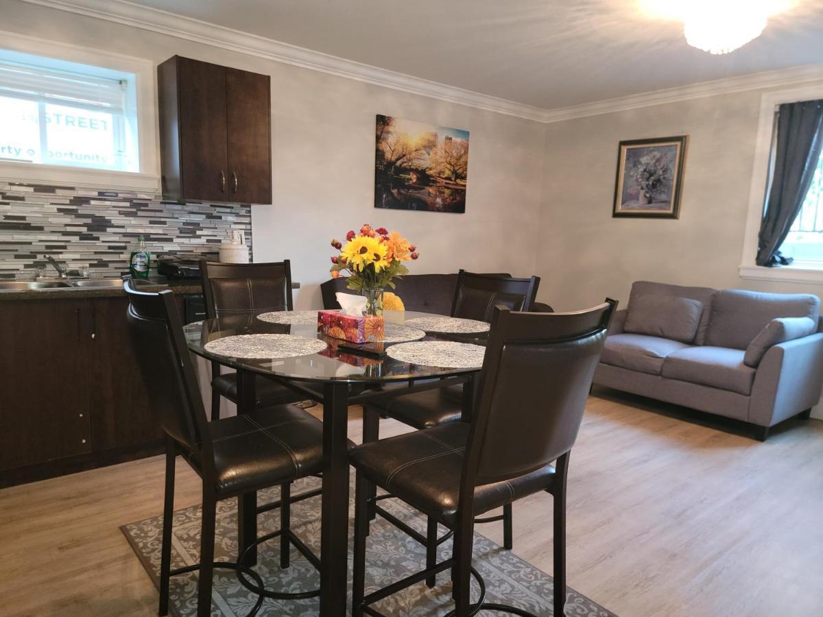Oscar Inn & 2Bd Family Suite Or Private Room Abbotsford Esterno foto