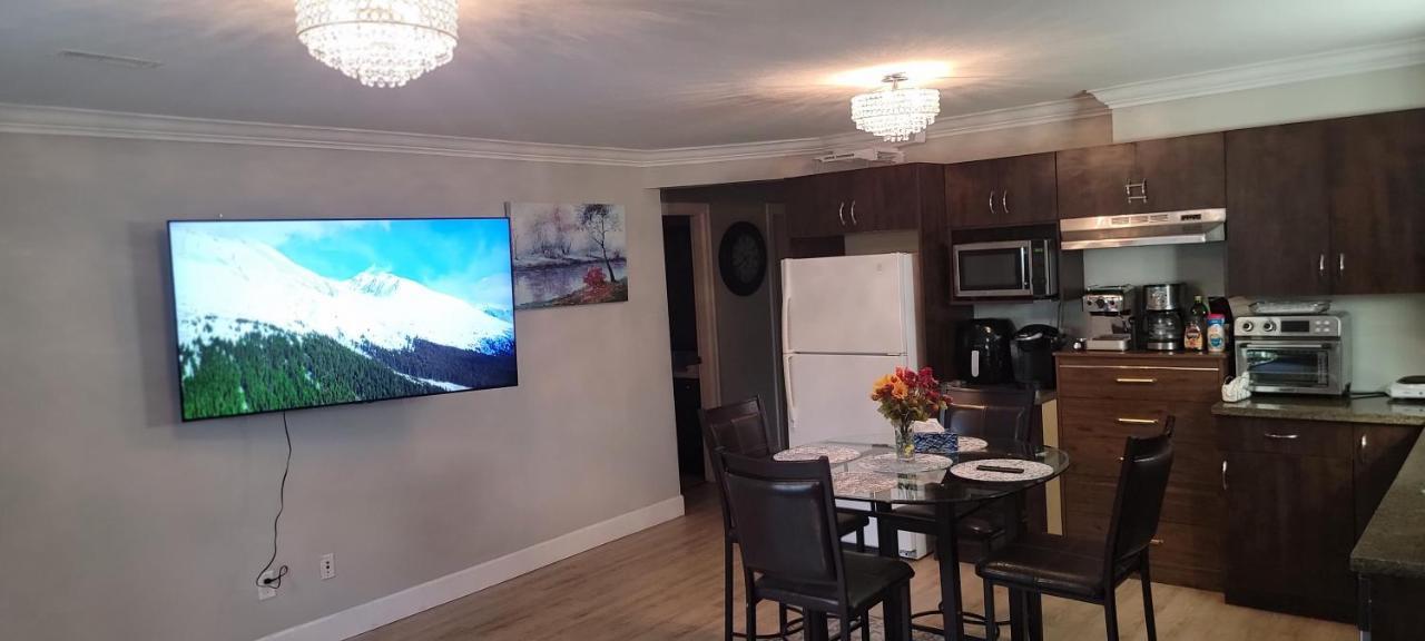 Oscar Inn & 2Bd Family Suite Or Private Room Abbotsford Esterno foto