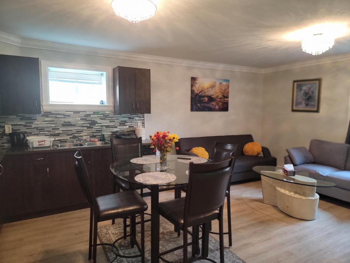 Oscar Inn & 2Bd Family Suite Or Private Room Abbotsford Esterno foto