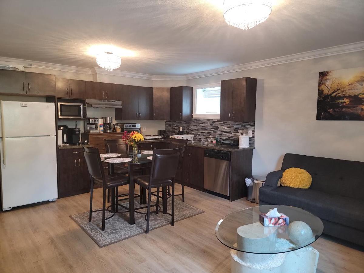 Oscar Inn & 2Bd Family Suite Or Private Room Abbotsford Esterno foto