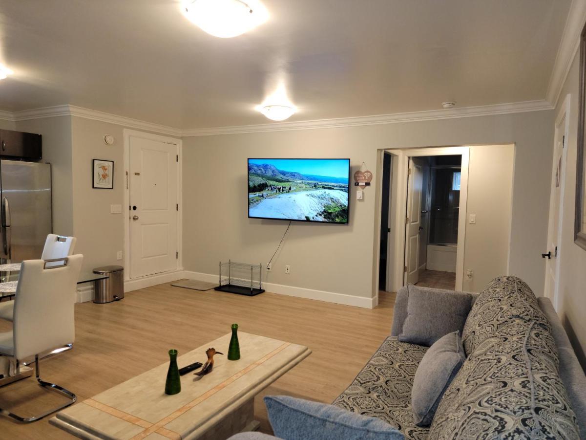 Oscar Inn & 2Bd Family Suite Or Private Room Abbotsford Esterno foto